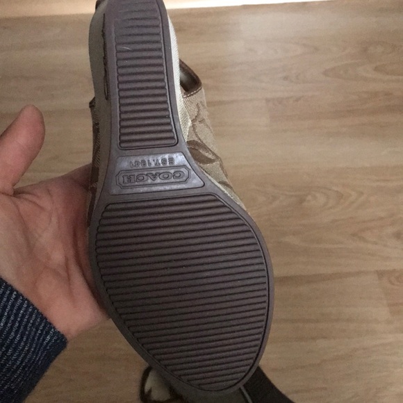 COACH Wedges - Picture 5 of 6